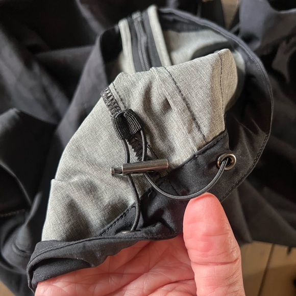 Women's Vouri Black Camo Trainer Jacket Small - Picture 6 of 8